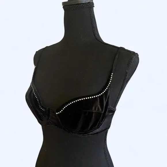 Victoria’s Secret Vintage Y2K velvet rhinestone bra 34B